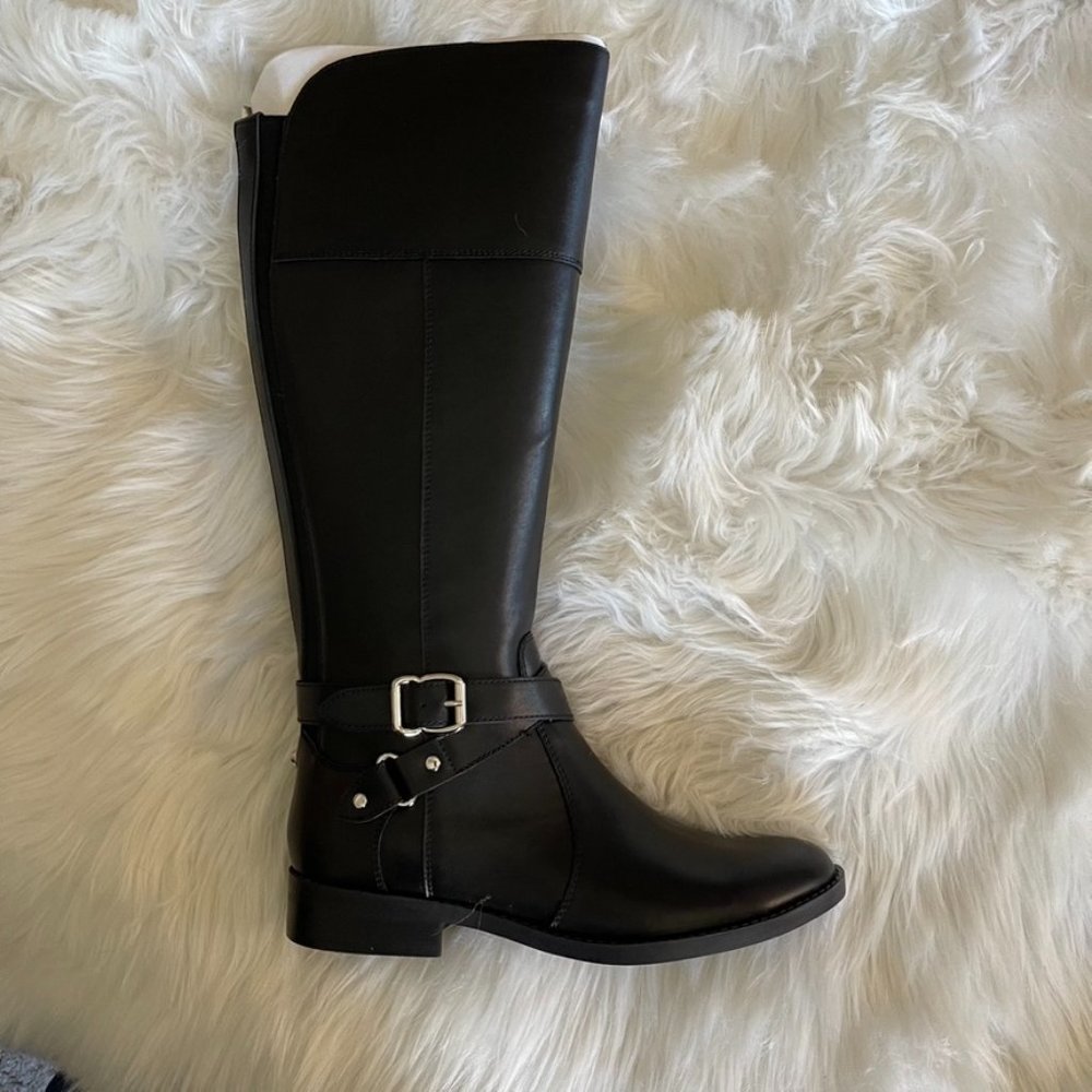 Nine West black boots with stretch insert and zip, Size 9.5 - NEW